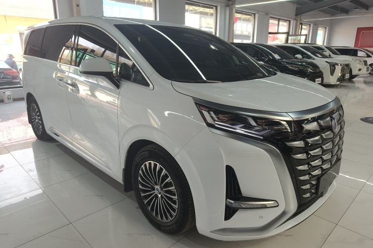 Used Denza D9 2022 DM-i 970 Four-Wheel Drive Prestige Model