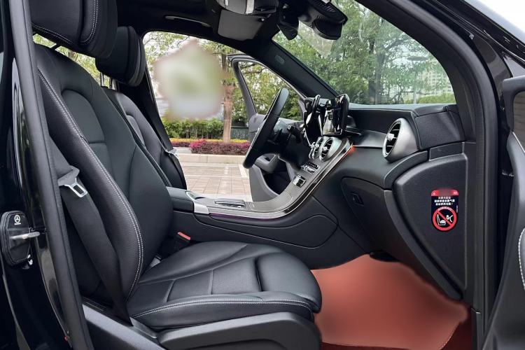 Used Mercedes-Benz GLC 2022 GLC 300 L 4MATIC Dynamic Edition Prestige Model Interior 4