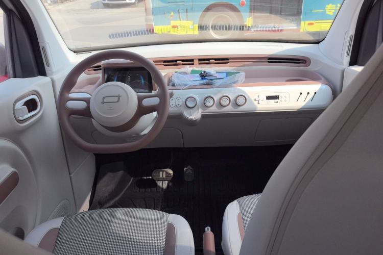 Used Bestune Pony 2026 222km Colorful Horse