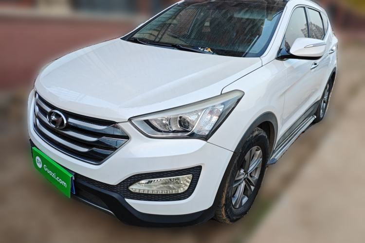 Used Hyundai Santa Fe 2015 2.0T Automatic Two-Wheel Drive Smart Version 5 Seats