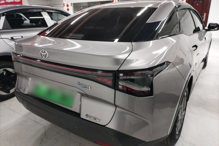 Used Toyota bZ3 2023 517 km Elite PRO