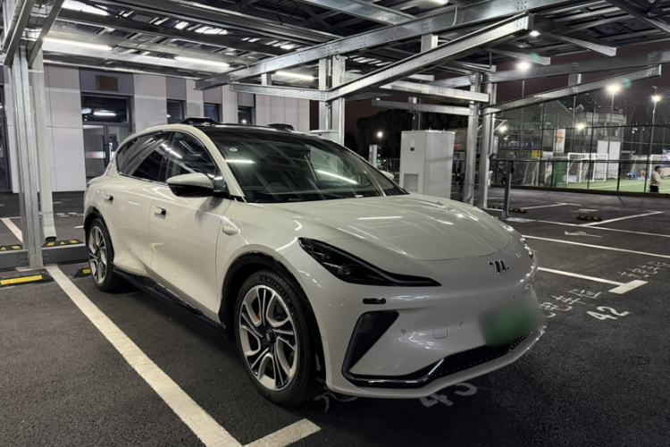 Used IM LS7 2024 100kWh Max Lux Rear-Drive Version Exterior 2