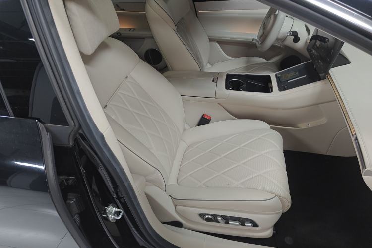 Used Hima Stelato S9 2024 All-Electric Ultra Four-Wheel-Drive Flagship Edition Right Front Seat