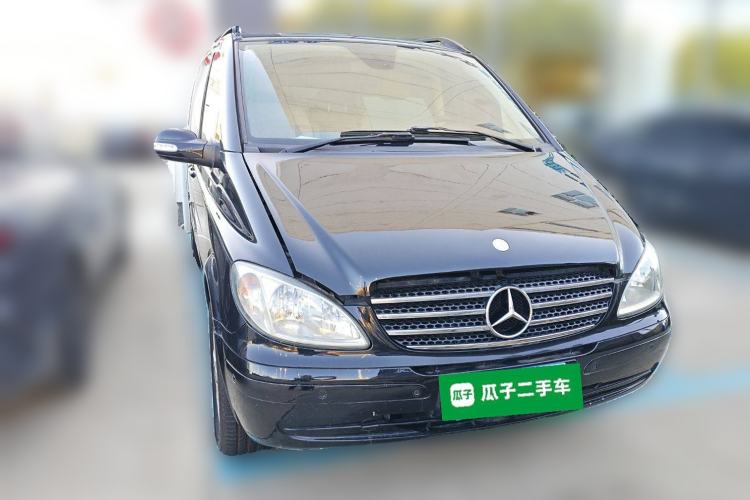Used Mercedes-Benz Viano 2010 2.5L Prestige Edition Front