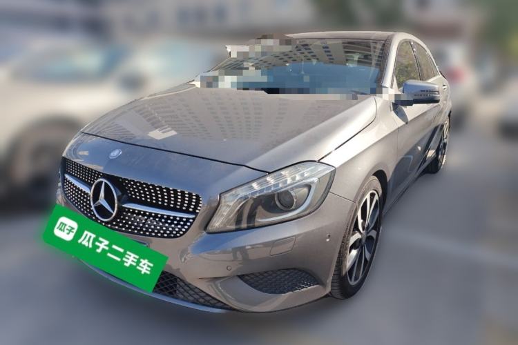 Used Mercedes-Benz A-Class 2015 A 200 Fashion Model