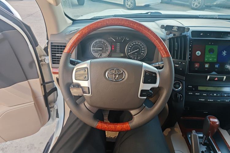 Used Toyota Land Cruiser 2010 4000 Middle East Edition
