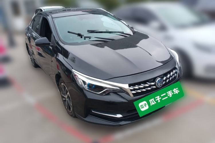 Used Venucia D60 2019 1.6L XL Manual SmartConnect Elite Edition
