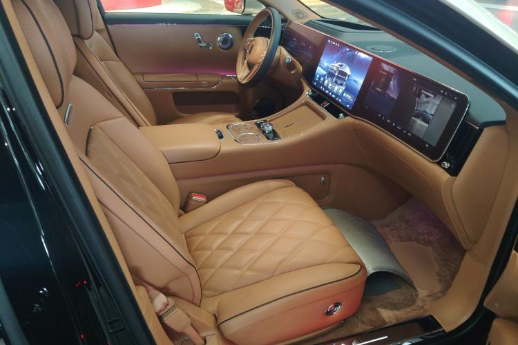 Used Hima S800 2025 Model, Range-Extended Starlight Premium Edition, 5 Seats