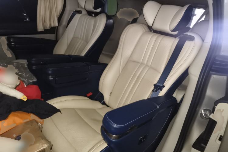 Used Buick GL8 2021 ES Landtrek 653T Comfort Edition Left Rear Seat