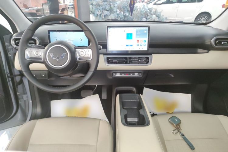 Used Wuling Bingo PLUS 2024 330 km Range Five-Seater Version