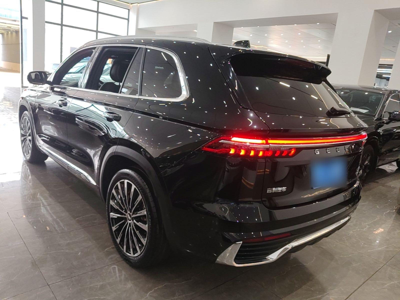Geely Auto Monjaro L 2026 Model Oriental Yao 2.0TD Automatic Lanxing Edition — снимка 4