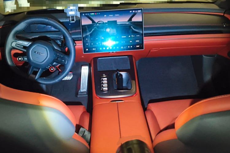 Used Xiaomi Auto SU7 2024 Four-Wheel Drive Ultra-Long Range Advanced Intelligent Driving Max Edition