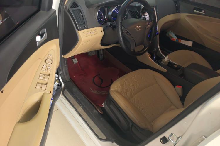 Used Hyundai Sonata 2013 2.0L Automatic Leading Edition
