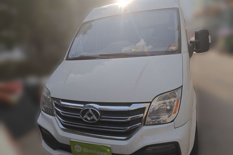 Used SAIC MAXUS Xintu V80 2018 2.5T AMT Aoyuntong Long Wheelbase Mid-Roof 7/10-Seater
