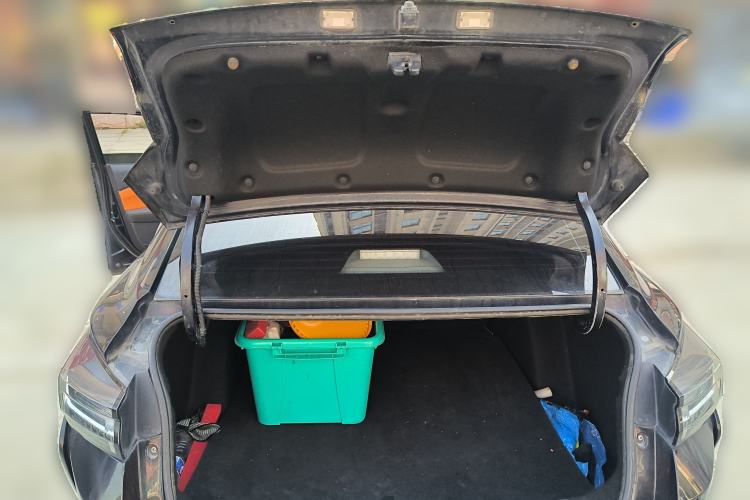 Used Dongfeng Aeolus Yixuan 2023 Mach Edition 1.5L Automatic Chasing Shadow Version
