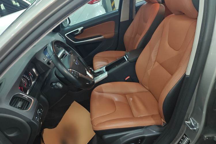 Used Volvo S60 2015 S60L 2.0T Zhiyuan Edition