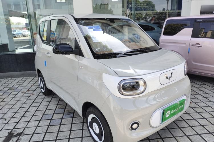 Used Wuling Hongguang MINIEV 2024 3rd Generation 215km Youth Edition
