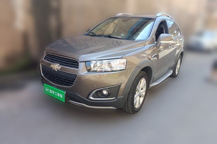 Used Chevrolet Captiva 2015 2.4L 4x4 Flagship Edition 7-Seater