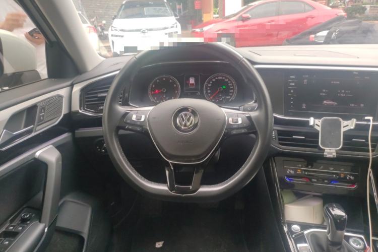 Used Volkswagen Tayron 2020 330TSI Two-Wheel Drive Luxury Smart Connectivity Version