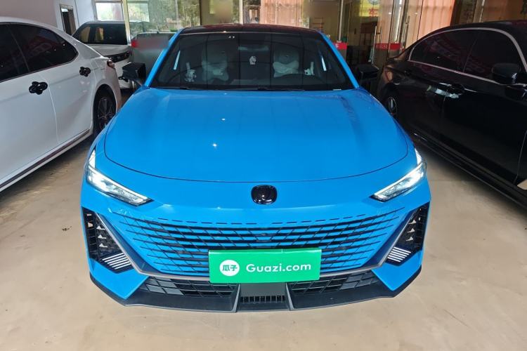 Used Changan UNI-V 2022 1.5T Prestige Version
