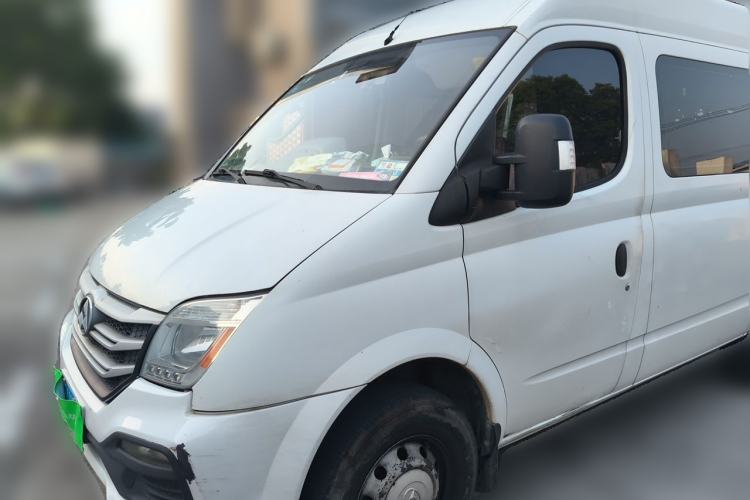 Used SAIC MAXUS Xintu V80 2018 2.5T 6-Speed Manual Aotuntong Facelifted Short-Wheelbase Ultra-Low Roof 5-6 Seater