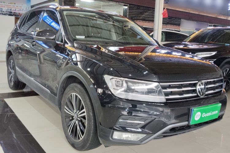 Used Volkswagen Tiguan L 2020 330TSI Automatic Two-Wheel Drive Panoramic Comfort Edition China VI Standard Exterior 1