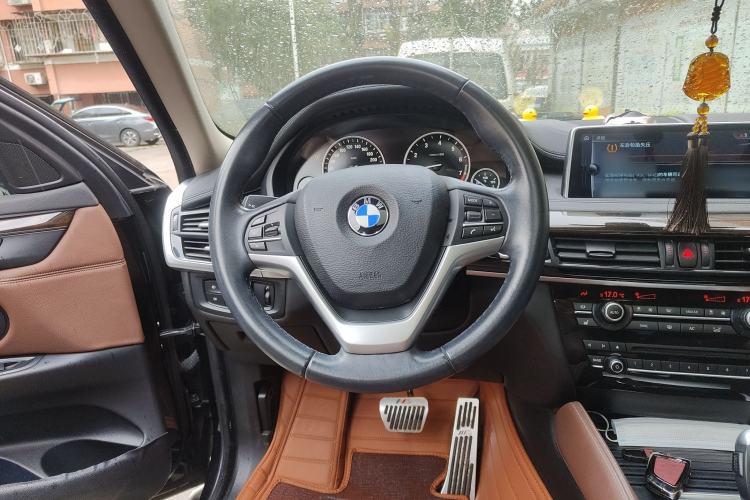 Used BMW X6 2017 xDrive28i
