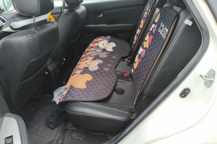 Used BYD S6 2014 2.0L Manual Luxury 5-Seater