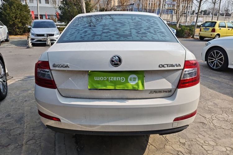 Used Skoda Octavia 2017 1.6L Automatic Chuanxing Edition

