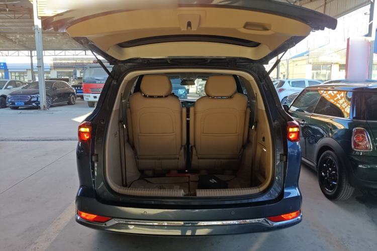 Used Wuling Victory 2023 2.0L DHT Deluxe Edition
