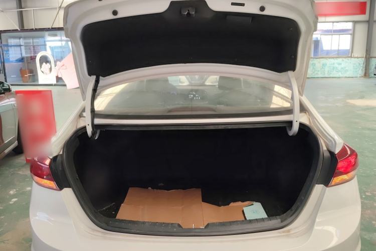 Used Hyundai Elantra (6th Generation / Lingdong) 2016 1.6L Automatic ZhiXuan – Elite Version
