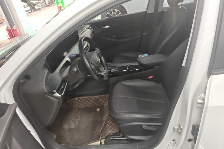 Used Buick Verano 2023 Pro Enjoyment Edition Left Front Seat