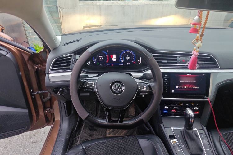 Used Volkswagen Lamando 2018 230TSI DSG Fashion Edition Steering Wheel