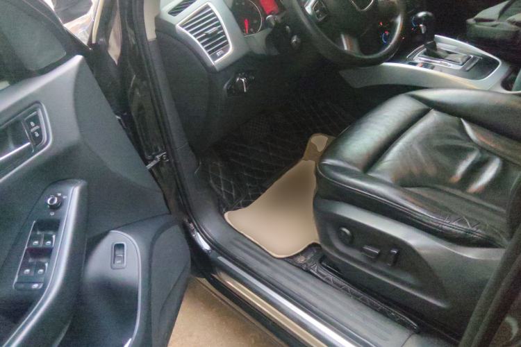 Used Audi Q5 2012 2.0TFSI Technology Model Driver Seat