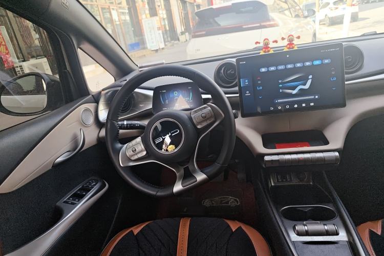 Used BYD Dolphin 2023 420 km Free Version
