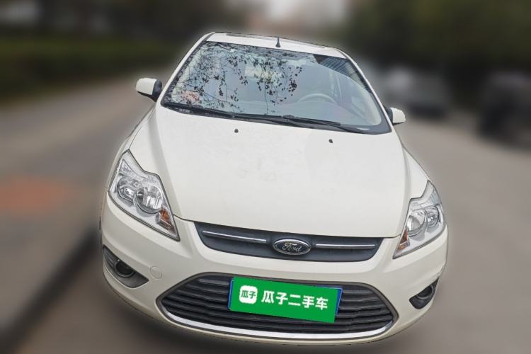 Used Ford Focus 2013 Sedan Classic 1.8L Automatic Fashion Edition