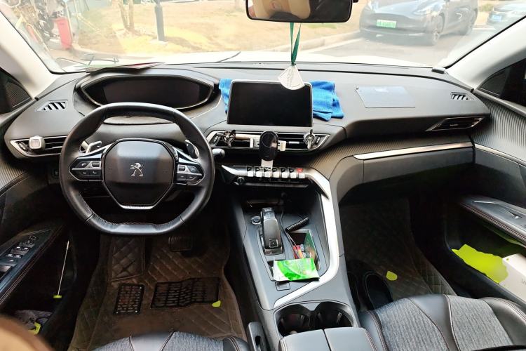 Used Peugeot 5008 2017 350THP 7-Seater Elite Edition