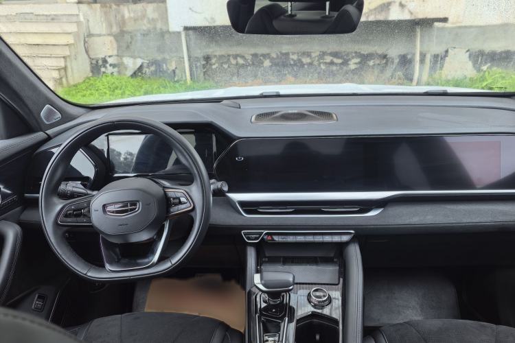 Used Geely Auto Monjaro L 2024 2.0TD High-Power Automatic Two-Wheel Drive Skyline Edition
