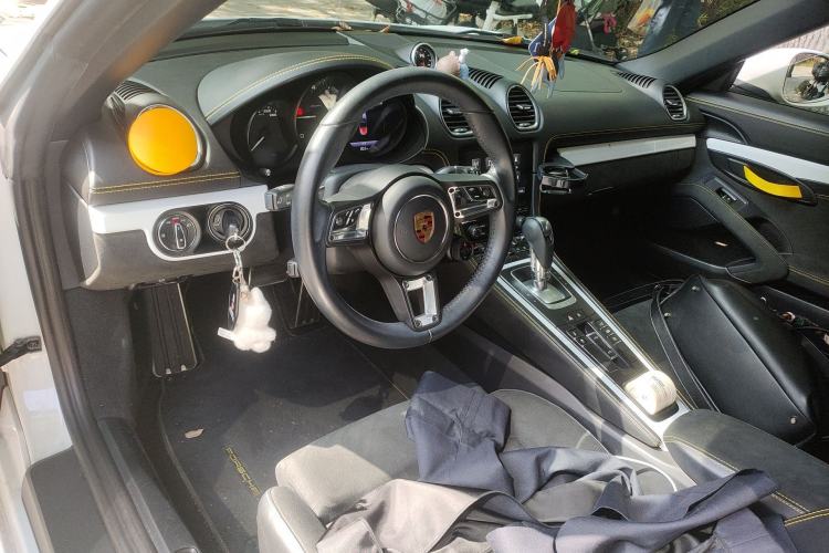 Used Porsche 718 2021 Spyder 2.0T