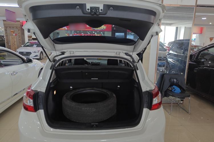 Used Nissan Tiida 2024 1.6L CVT Cool Dynamic Edition Trunk