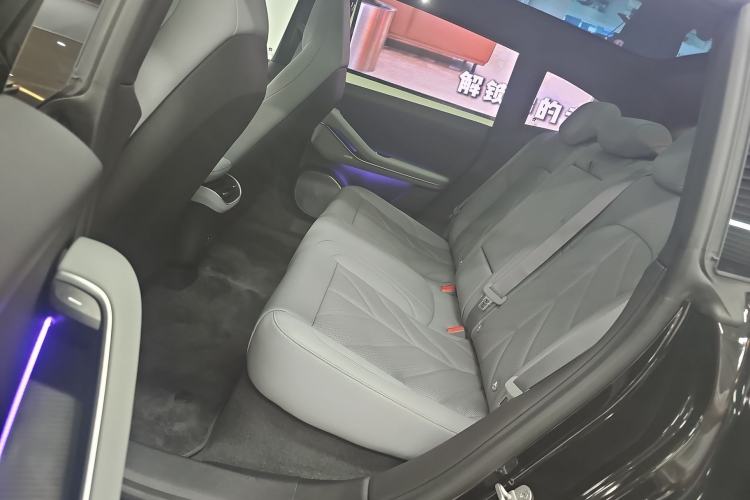 Used Nio ET5T 2025 75 kWh Touring Left Rear Seat