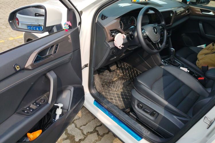 Used Volkswagen Tharu 2020 280TSI Two-Wheel Drive Luxury Plus Version China VI Standard Driver Seat