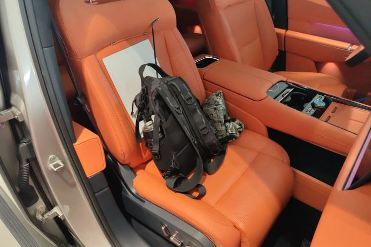 Used Lynk & Co 900 2025 1.5T Ultra Right Front Seat