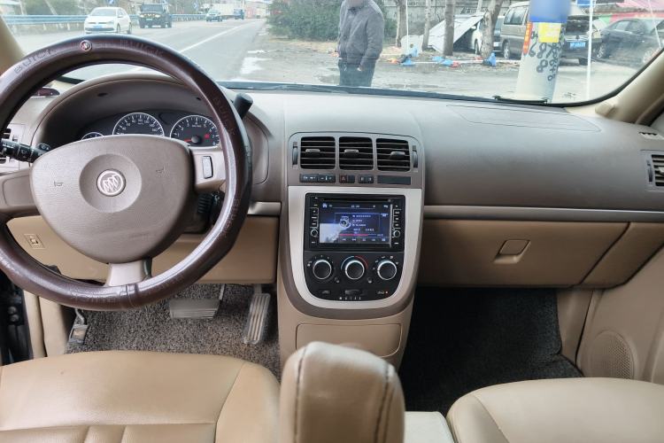 Used Buick GL8 2014 2.4L Classic Edition
