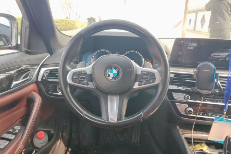 Used BMW 5 Series 2018 Restyled 530Li Leading Edition M Sport Package