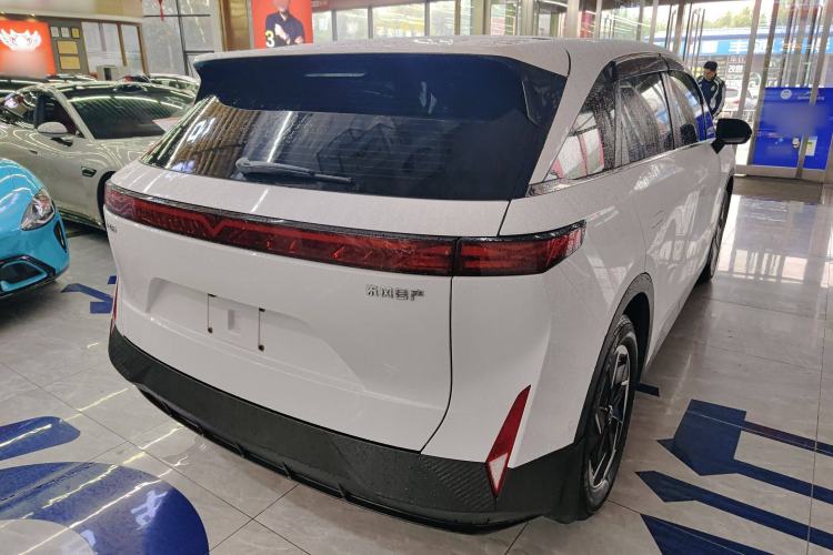 Used Venucia VX6 2023 520 Air