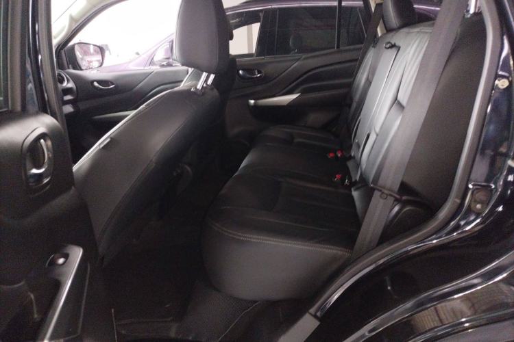 Used Nissan Terra 2020 2.5L XL Upper Automatic Two-Wheel Drive Luxury Edition