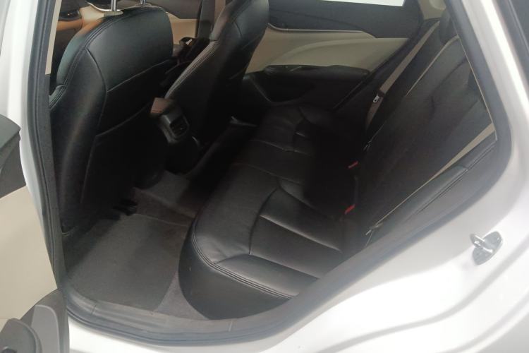 Used Buick GT 2019 15T Dual-Clutch Advanced Version China VI Standard Left Rear Seat