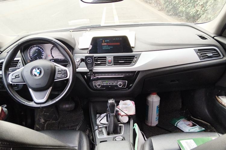 Used BMW 1 Series 2018 118i Fashion Model Center Console