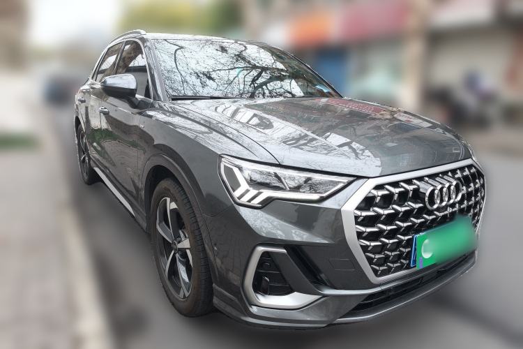 Used Audi Q3 2024 35 TFSI Fashion Dynamic Edition
